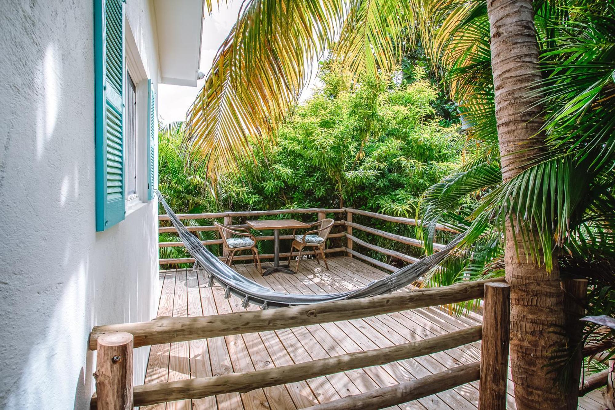 Tuk Tropical Boutique Resort Jan Thiel Вилемстад Стая снимка