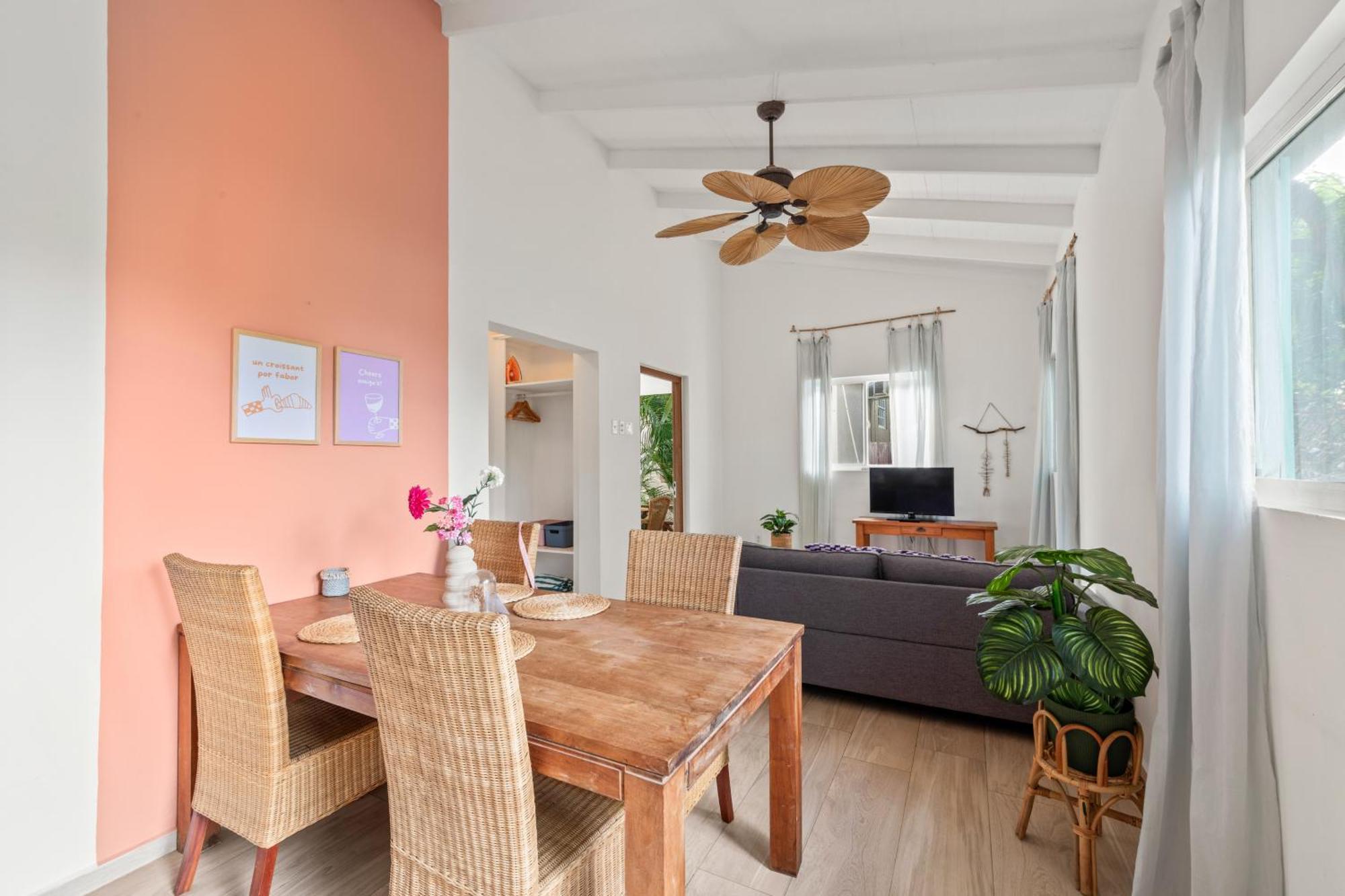 Tuk Tropical Boutique Resort Jan Thiel Вилемстад Стая снимка